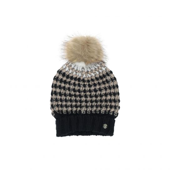 HAT WITH POMPON