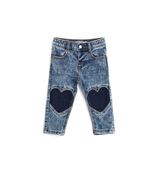 JEANS WITH HEART PATCHES