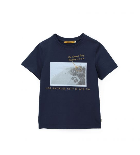 T-SHIRT WITH PHOTOGRAPHIC PRINTS