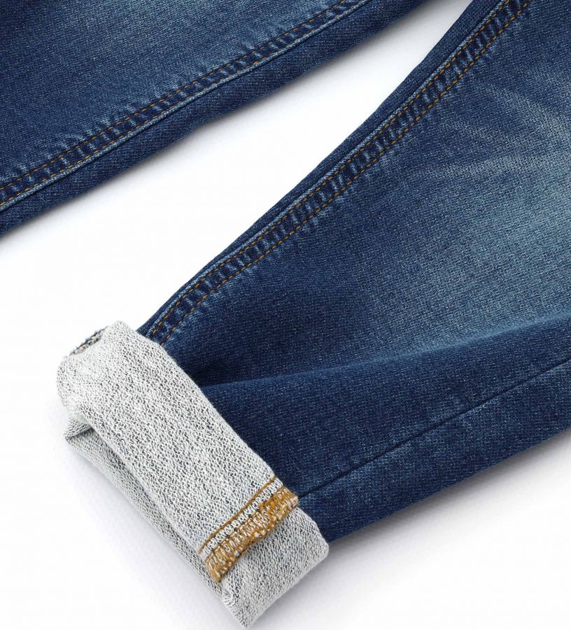 Child - Cotton sweatshirt and denim jeans